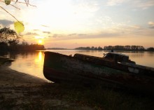 Старые рыбачьи лодки