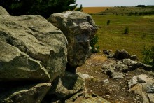 Гора с пещерами