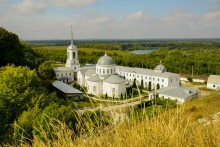 Пещерные храмы Дивногорья