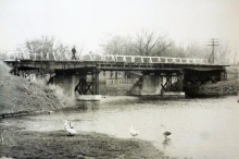 Мост через Кагальник построенный из платформ бронепоезда