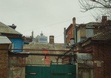 На улице Серафимовича в Ростове-на-Дону