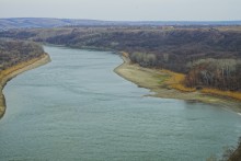 Северский Донец весною возле урочищ Хоботок, Орлинка и Соромка