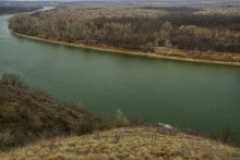 Северский Донец весною возле урочищ Хоботок, Орлинка и Соромка