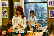 Библионочь в ДГПБ, мастер-класс по созданию куклы-хороводницы