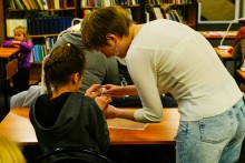 Библионочь в ДГПБ, мастер-класс по созданию куклы-хороводницы