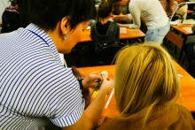 Библионочь в ДГПБ, мастер-класс по созданию куклы-хороводницы