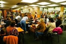 Библионочь в ДГПБ, мастер-класс по созданию куклы-хороводницы