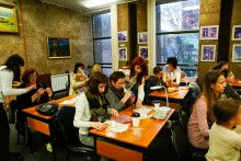 Библионочь в ДГПБ, мастер-класс по созданию куклы-хороводницы