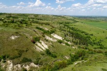 Меловые и песчаные горы у реки Глубокой в Каменском районе и находки зубов древних акул