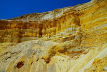 Меловые и песчаные горы у реки Глубокой в Каменском районе и находки зубов древних акул