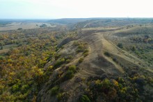 Песчаные горы и обрывы на реке Сухой Донец у хутора Ольховский