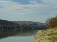 Весна на Северском Донце у хутора Богатов и горы Пирамидальной
