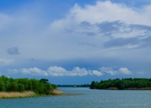 Дон ветреным майским днем.