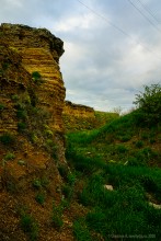 Обрывы известняка-ракушечника в балке Сафьяновой