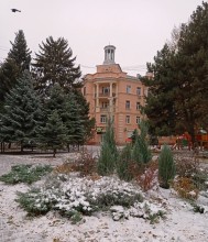 Площадь Мира на Сельмаше