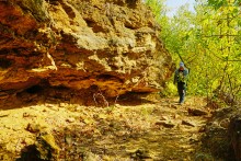 Ракушечные выходы и обрывы по берегам Мёртвого Донца 