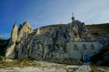 Пещерные храмы в меловых берегах Дона и его притоков, в Белогрье, Дивногорье, Костомарово и Лысогорк