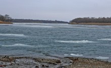 Декабрь, Дон, Аксай, берега, льдины, утки