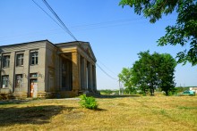 Дворец культуры в Натальевке на берегу Таганрогского залива