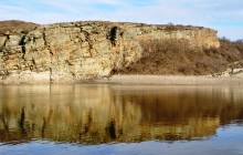 Кутовские скалы на Северском Донце у станицы Краснодонецкой