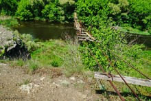 Висячий мост над рекой Кундрючьей в хуторе Голубинка