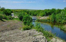 Висячий мост над рекой Кундрючьей в хуторе Голубинка