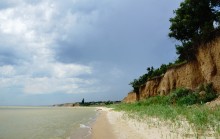 Памятники старины поселка Приазовский, склад и холодильник