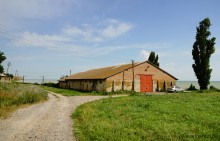 Памятники старины поселка Приазовский, склад и холодильник