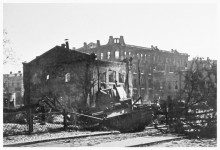 Подбитый танк КВ на Соборной площади