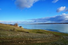 Льды и облака Миусского лимана в январе