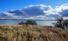 Льды и облака Миусского лимана в январе