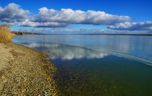 Льды и облака Миусского лимана в январе