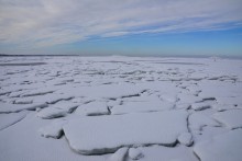Ветровой нагон льда в Таганрогском заливе у села Займо-Обрыв