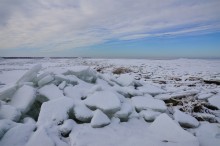 Ветровой нагон льда в Таганрогском заливе у села Займо-Обрыв