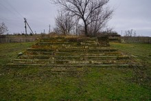 Фундаменты церкви в хуторе Голубинка Белокалитвенского района