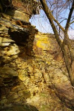 Красные скалы на реке Быстрой