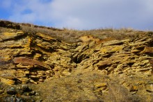 Красные скалы на реке Быстрой