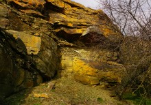 Красные скалы на реке Быстрой