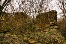 Развалины старой мельницы - электростанции у хутора Дудкино на Кундрючьей