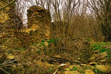 Развалины старой мельницы - электростанции у хутора Дудкино на Кундрючьей