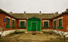 Развалины старой мельницы - электростанции у хутора Дудкино на Кундрючьей