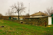 Развалины старой мельницы - электростанции у хутора Дудкино на Кундрючьей
