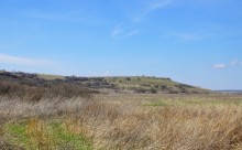 Апрельское путешествие по Тузловским склонам с цветами и облаками.