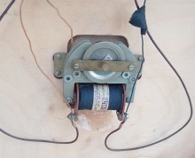 История электрических часов