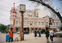 История электрических часов