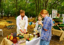 Хутор-Фест, праздник сельского туризма и гастрономии в Неклиновском районе у хутора Петровский