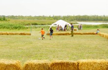 Хутор-Фест, праздник сельского туризма и гастрономии в Неклиновском районе у хутора Петровский