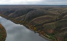 Прогулка по берегу Северского Донца в окрестностях хутора Какичева и гор "Две сестры", Качеровых гор и горы Пирамидальной