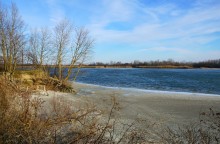 Ветреное и морозное начало декабря на Дону и ериках у станицы Старочеркасской