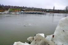 Понтонный мост в Краснодонецкой на Северском Донце